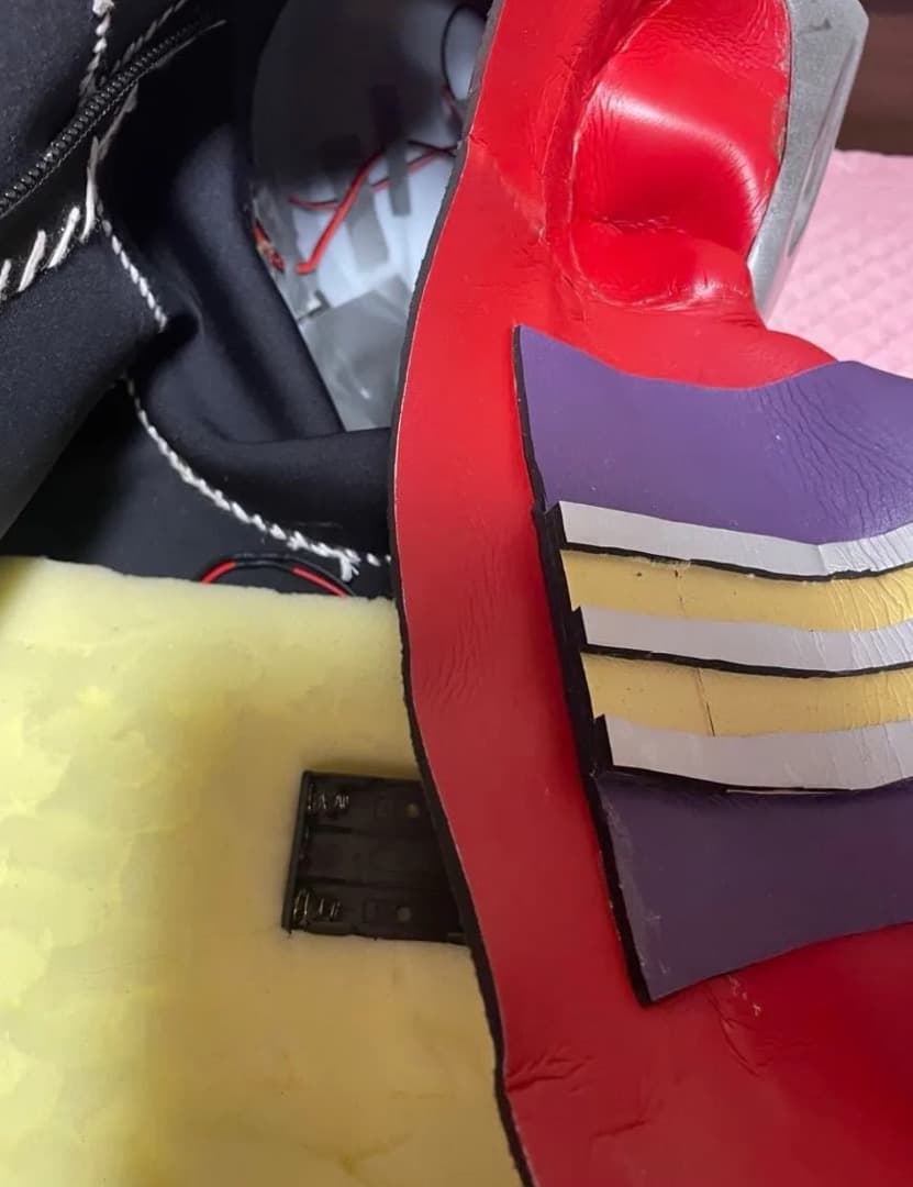 ウェットスーツ ティガ 特撮　コスプレ 一体式 アトラクション 1/1