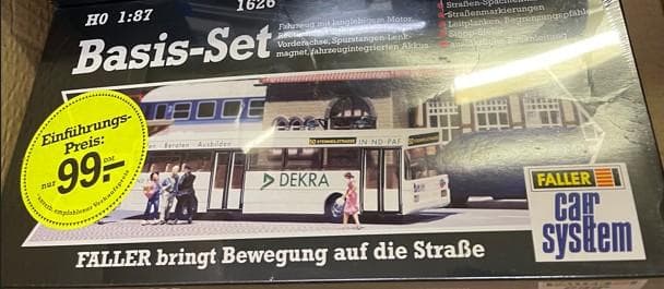鉄道模型 FALLER 1626 Car System Basis-Set HO 1:87 ファーラー(FALLER) カーシステム スタートセット | 鉄道模型通販専門