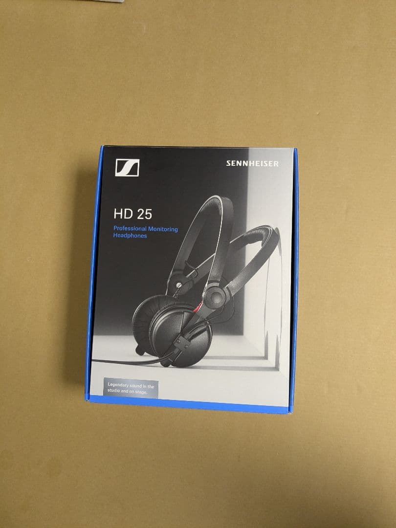 Sennheiser HD25 美品 Amazon.com: Sennheiser Pro Audio Professional HD 25 On-Ear DJ