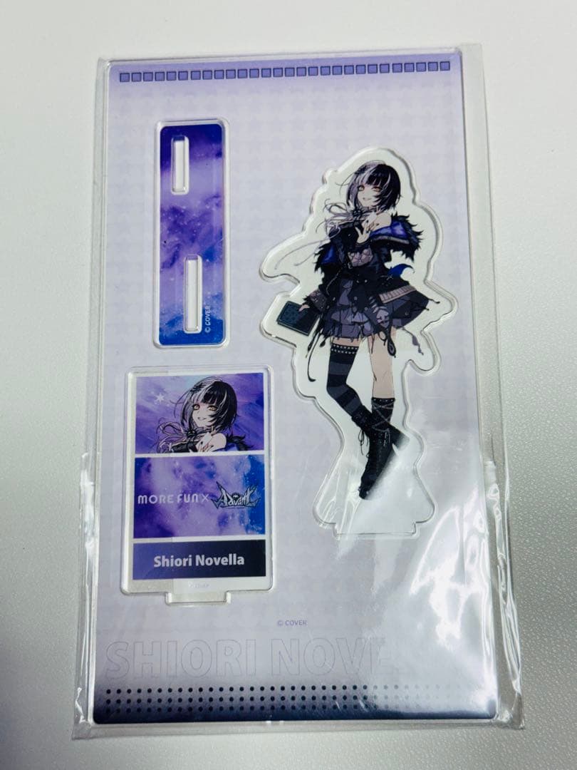 シオリ・ノヴェラ ホロライブ 台湾限定 萌番 コラボカフェ アクリル