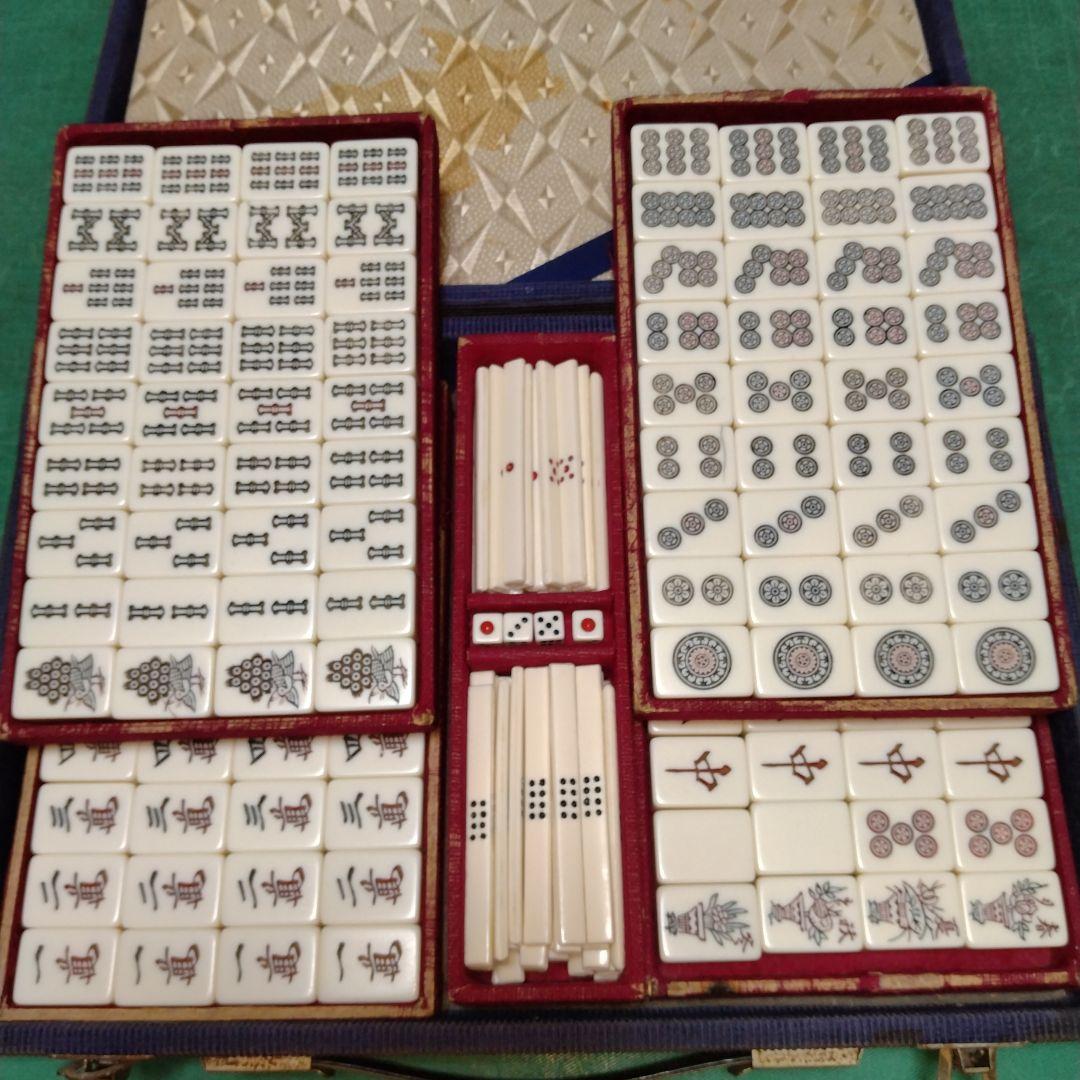 麻雀牌 マ−ジャンパイ セット レトロ 背色カラシ 花牌 赤ドラ牌2個