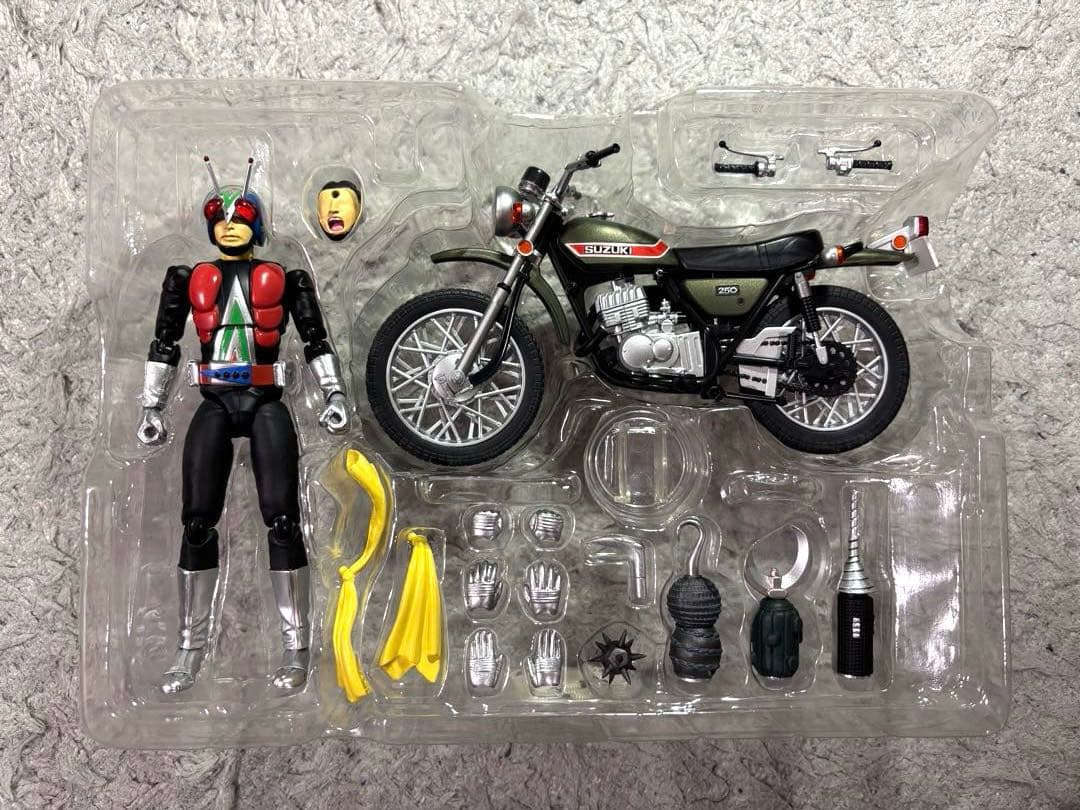 S.H.Figuarts ライダーマン & ライダーマンマシンセット
