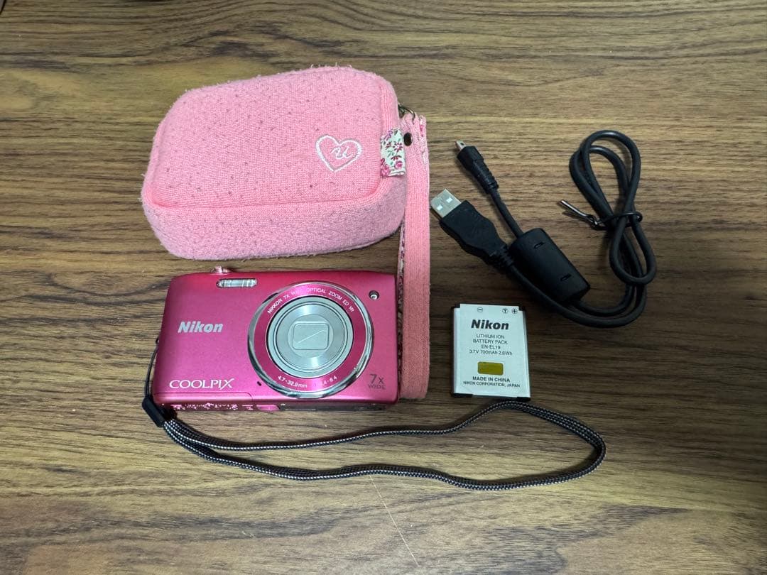 【動作確認済】Nikon COOLPIX S3500 ピンク Amazon.com : Nikon COOLPIX S3500 20.1 MP Digital Camera with 7x