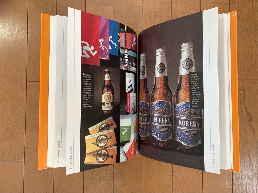 アメリカのコーポレートアイデンティティ 4冊セット