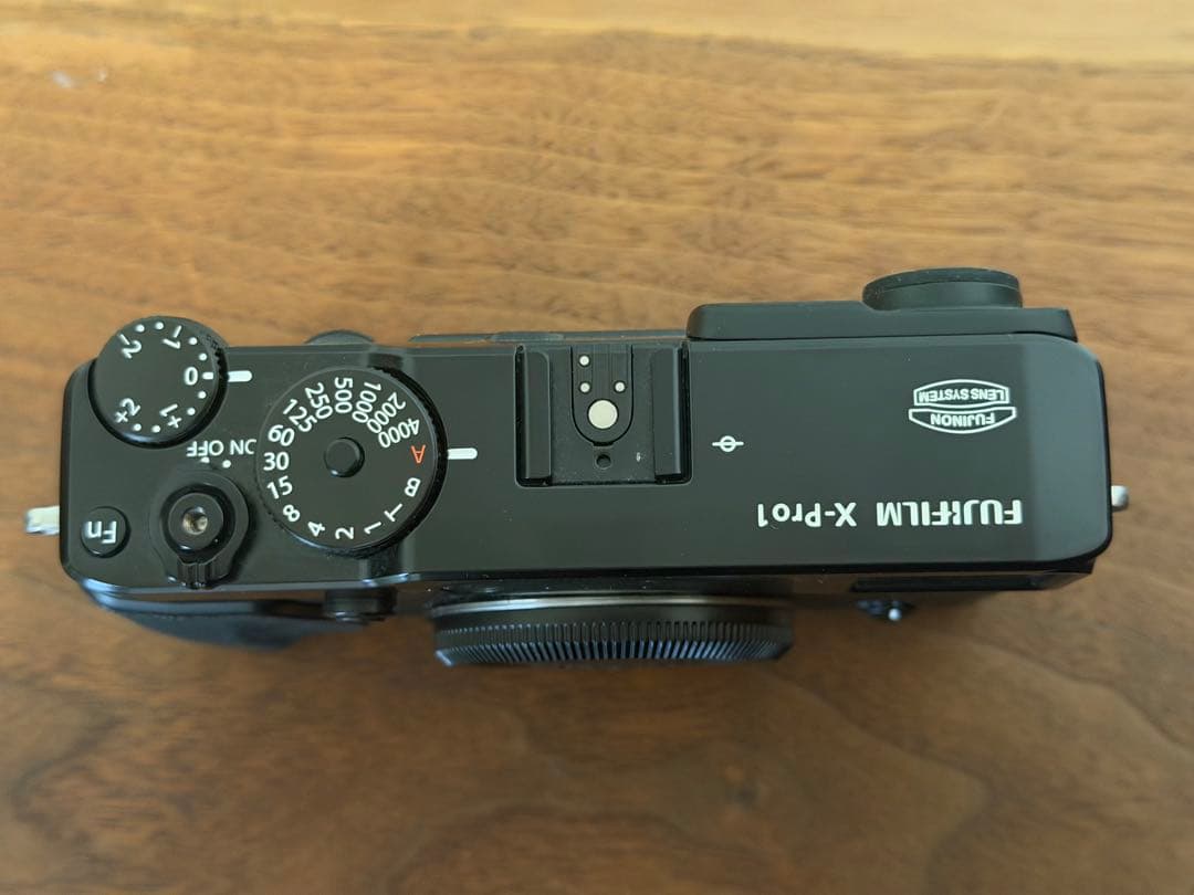 富士フィルム X-Pro1 ミラーレスデジタルカメラ グリップ縦吊り改造