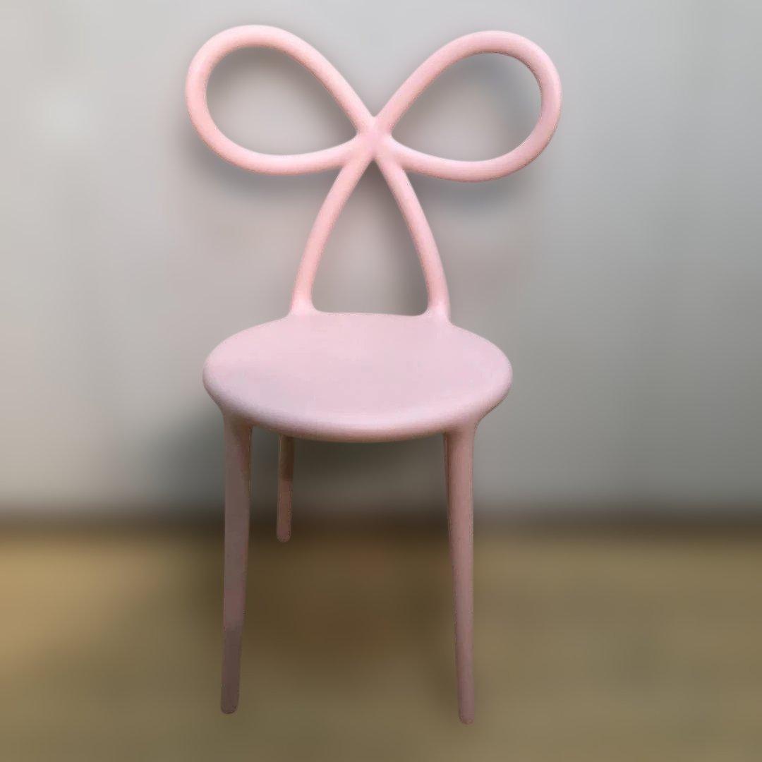 送料無料 Qeeboo リボンチェア ピンク フランフラン 88285 - メルカリ