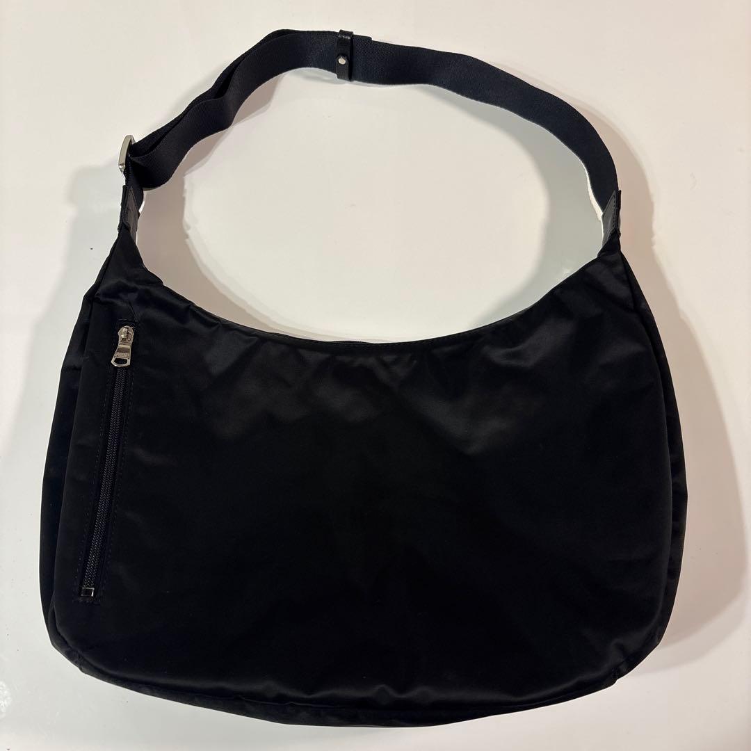 超美品ラシット今期 A4入るラウンドビッグショルダーバッグ - メルカリ