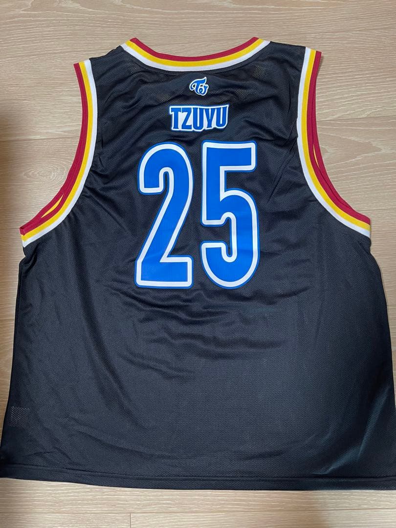 TWICE TZUYU ユニフォーム TWICE 5th World Tour Ready To Be In Japan Uniform Shirt TZUYU Ver