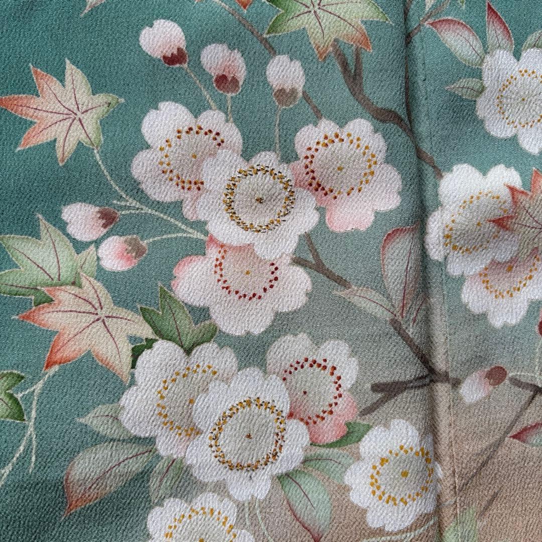 アンティーク裾模様色留袖 孔雀に梅着物正絹着用 - メルカリ