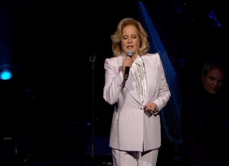 シルヴィ・バルタン50周年記念コンサートDVD-7P『Live A La Sal