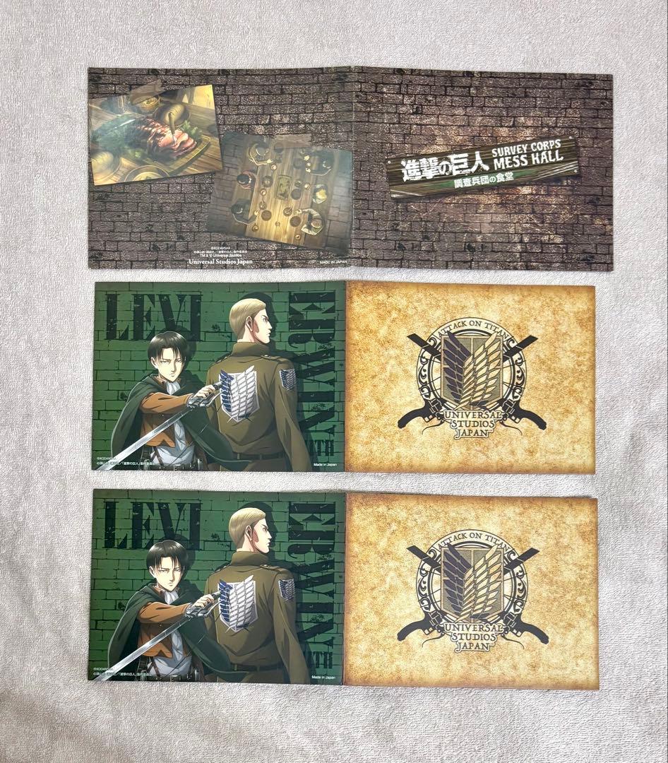進撃の巨人 リヴァイ エルヴィン ハンジ USJ クロノイド 生写真 台紙