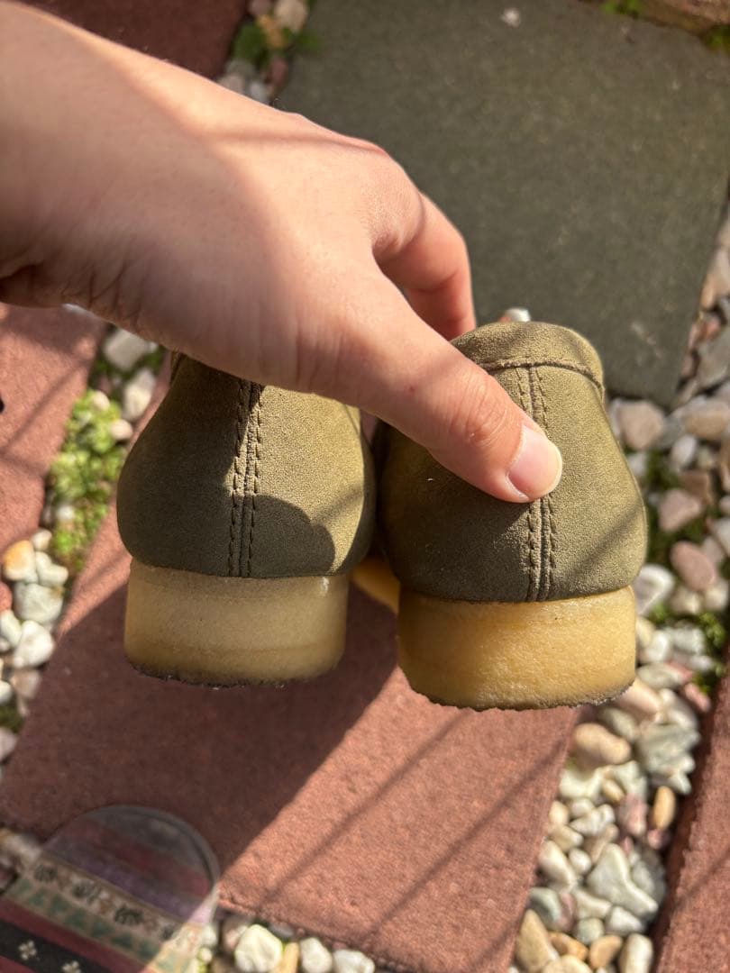 クラークスワラビー カーキ色 UA BEAUTY & YOUTH別注品 - メルカリ