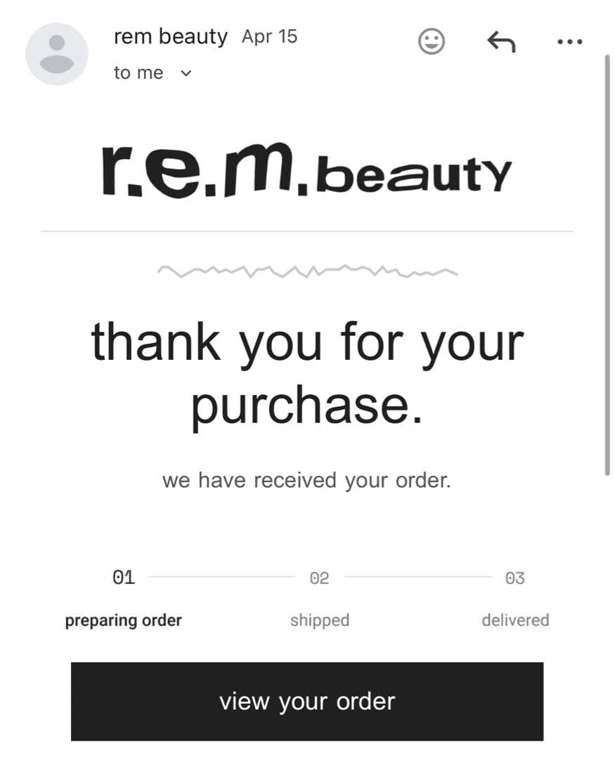 r.e.m.beauty wicked アイシャドウパレット　アリアナグランデ