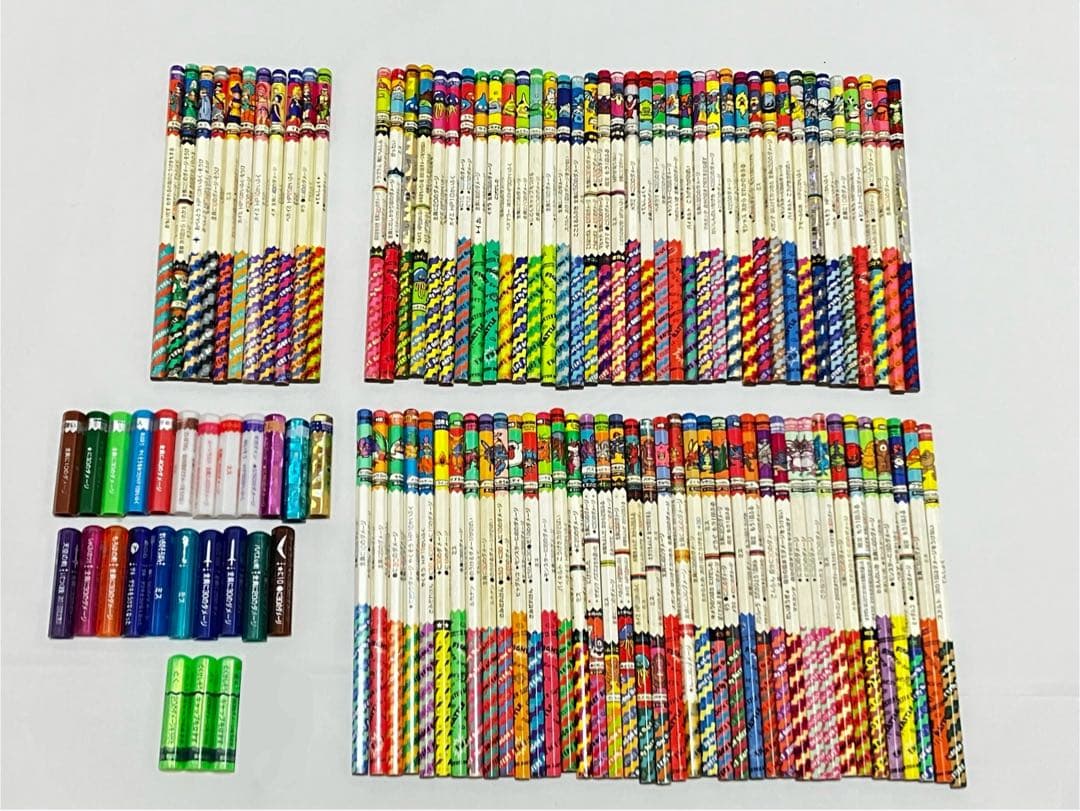 レア】ドラゴンクエスト バトルえんぴつ90本 キャップ25個 まとめ売り
