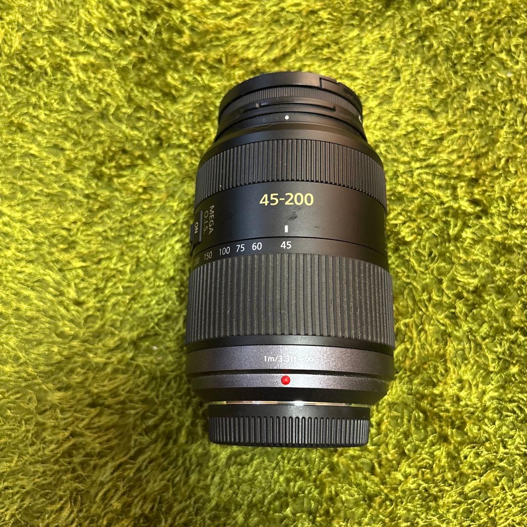 LUMIX 45-200mm ズームレンズ LUMIX G VARIO 45-200mm F4.0-5.6 Ⅱ MEGA O.I.S. | レンズを探す