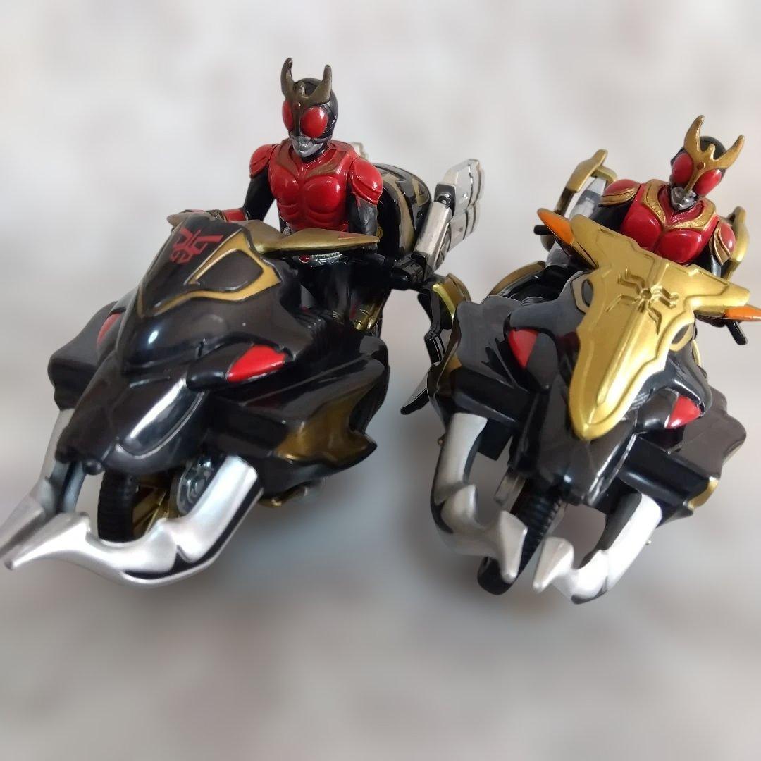 希少品　仮面ライダークウガ　トライゴウラム、ライジングビートゴウラム　プラメカ 人生に玩具あり（旧） 【DXポピニカ トライゴウラム＆ビートゴウラム】