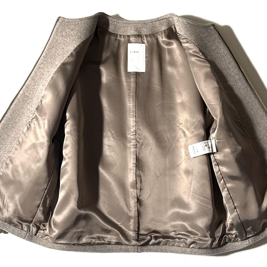 ばず 様ノーブル MTRカラーレスジップショートコート ベージュ 32