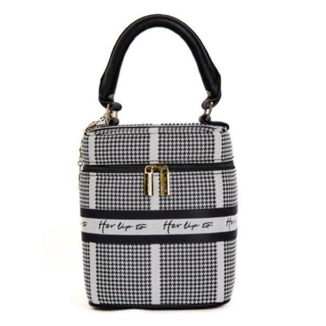 バッグ Herlipto HLT Jacquard Vanity Bag silver Herlipto Jacquard Vanity Bag シルバー ハリプ - メルカリ