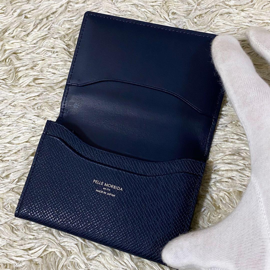 未使用級】ペッレモルビダ 名刺入れ カードケース ネイビー 二つ折り