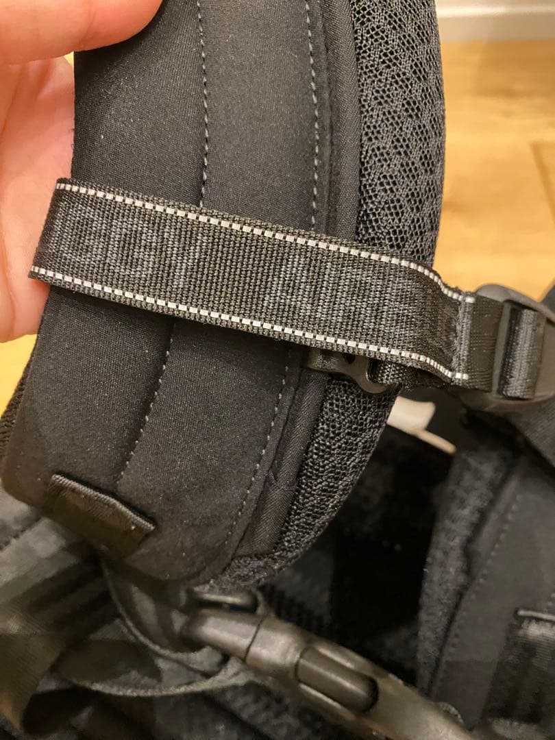 《美品》AIR BUGGY BABY CARRIER エアバギー抱っこ紐