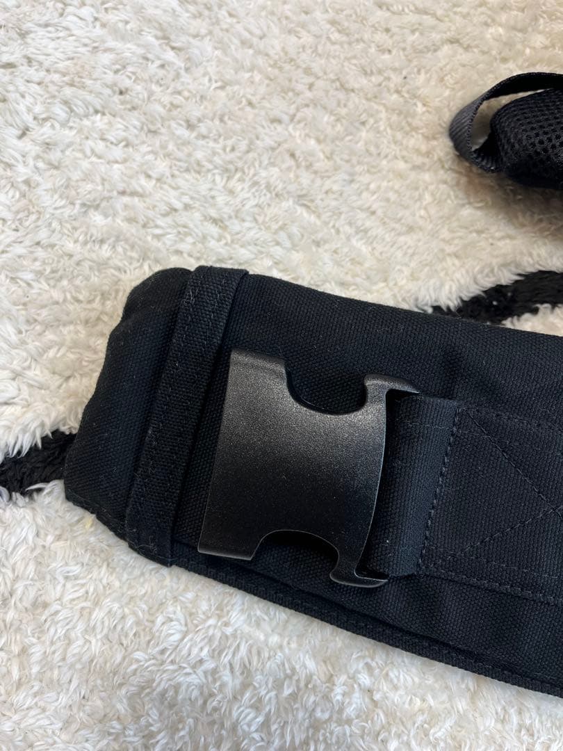 美品 キューズベリー 抱っこ紐 nico ニコ オールメッシュ ブラック