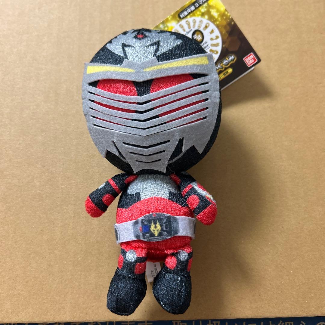 仮面ライダー龍騎 chibiぬいぐるみ - メルカリ