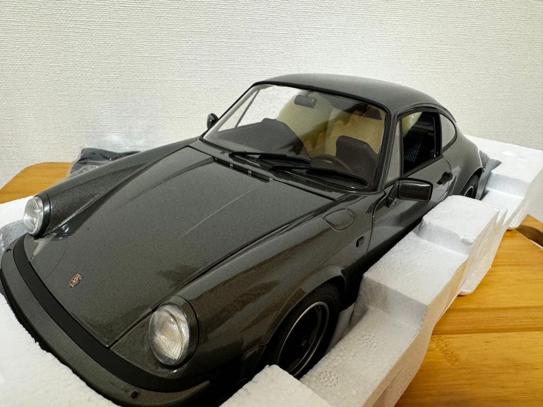 Premium ClassiXXs 1/12 Porsche 911 限定500 - メルカリ