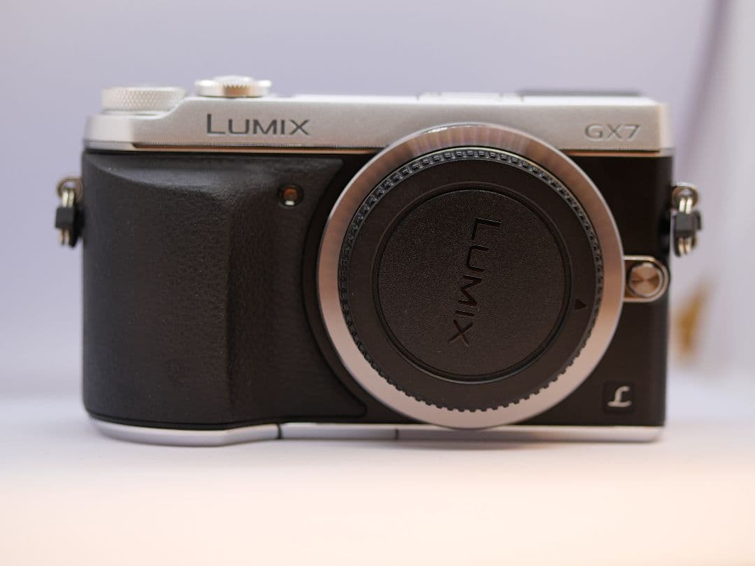 【美品・動作確認済】LUMIX GX7 ミラーレスカメラ Amazon | パナソニック ミラーレス一眼カメラ ルミックス GX7 レンズ