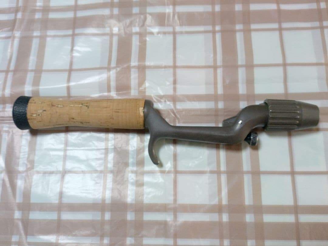 ザウルス チャンピオングリップ ザウルス フェザーウェイト チャンピオングリップ 初期 ザウルス刻印