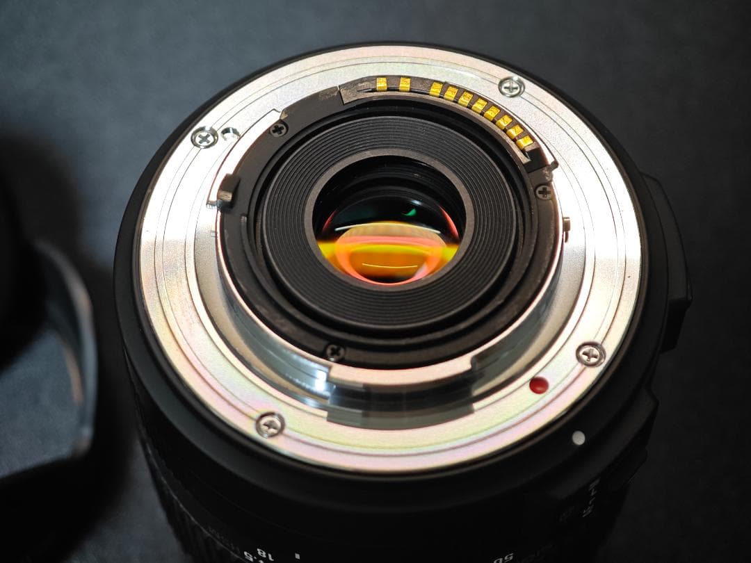 SIGMA 18-50mm F2.8-4.5 DC OS HSM SAマウント