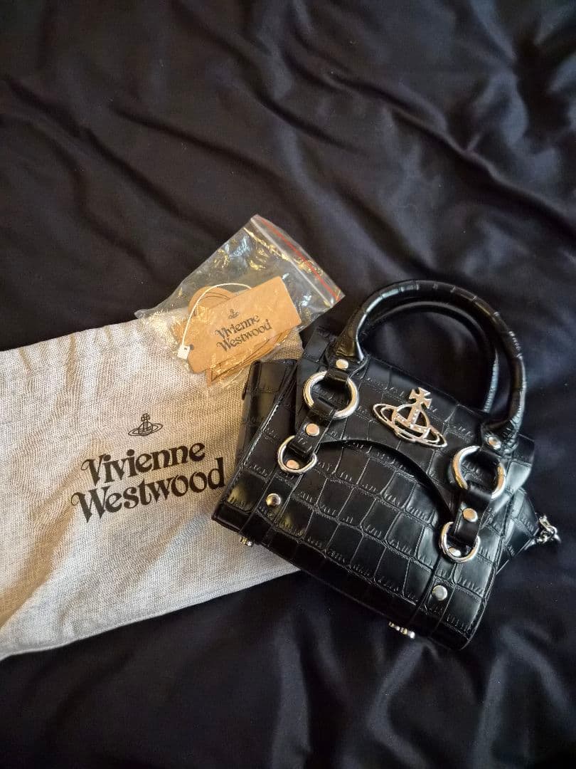 Vivienne Westwood クロコダイル風ショルダーバッグ - メルカリ