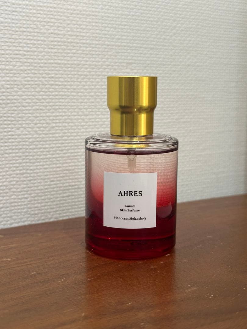 【AHRES 】Perfume #innocent melancholy 50 AHRES - フレグランス｜サウンド スキン パフューム ロイヤル j
