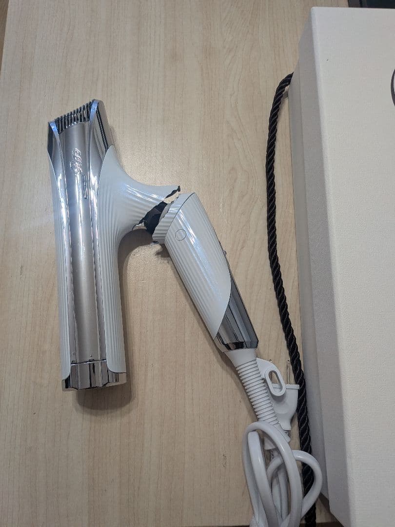 【2024年最新モデル】リファ ビューテック ドライヤー S+（ジャンク品） ReFa（リファ） ○最新モデル○ リファビューテック ドライヤー S+ 速