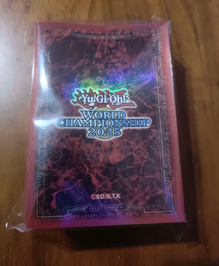 遊戯王　WCS2025 スリーブ 赤　公式 100枚入り　パリ 遊戯王 WCS2025 スリーブ赤 公式100枚入り 遊戯王 WCS2025 スリーブ 赤