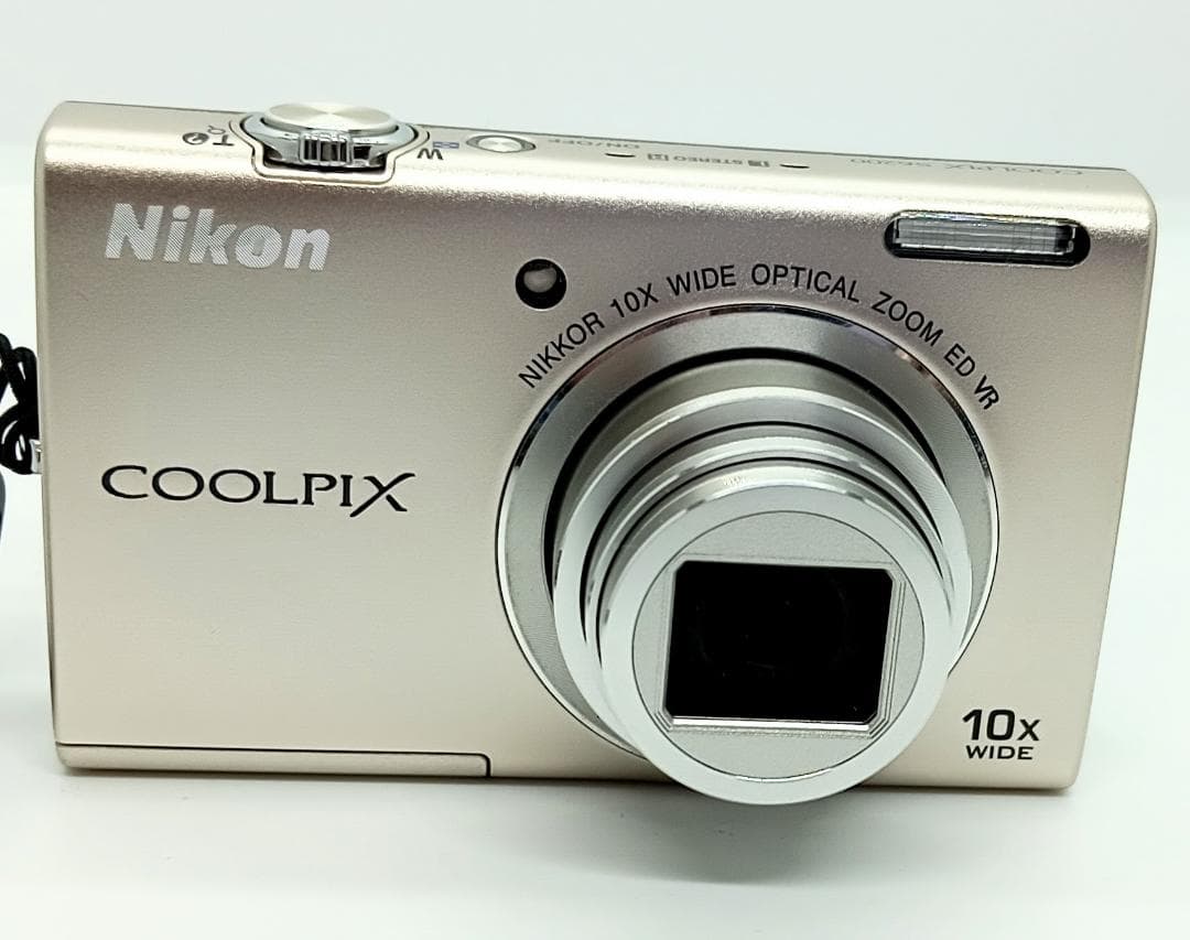 Nikon COOLPIX S6200 Silver 16.0MP 充電器付き