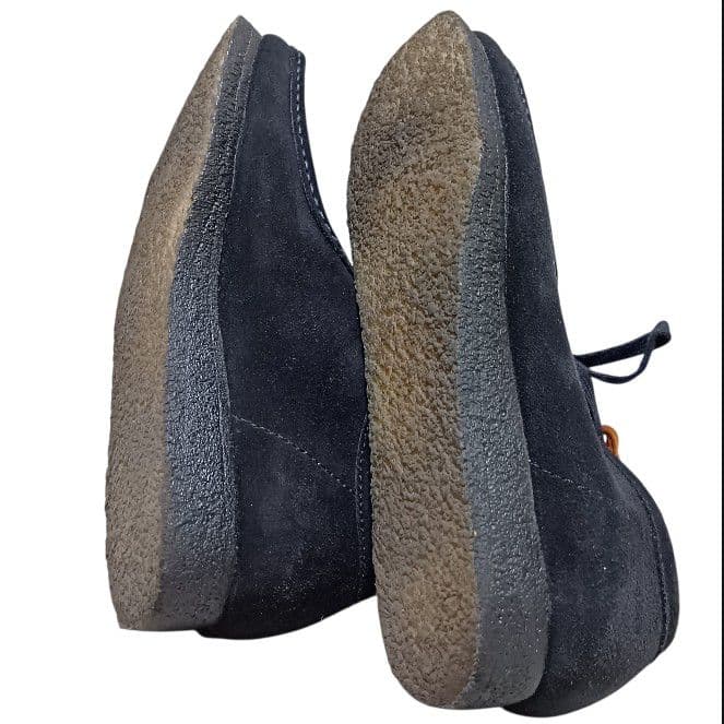 【美品】クラークス ワラビー 27.5cm チャーム付き ブラック スウェード