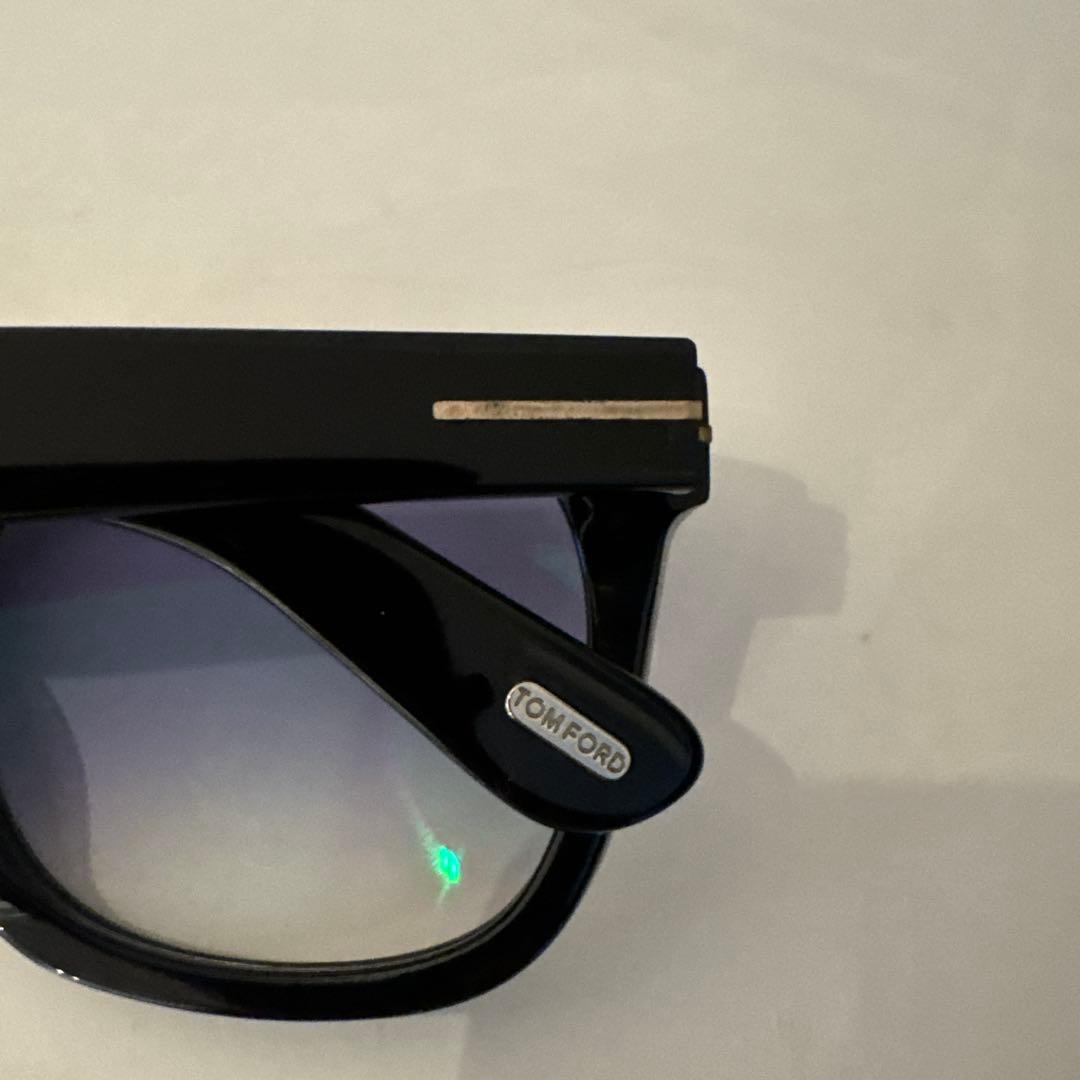 サングラス◇TOMFORD トムフォード TF211 AF 01A - メルカリ
