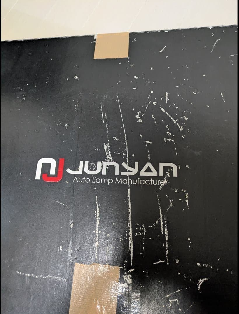 上野邦彦　JUNYAN スモークテールレンズ　ブラックホール