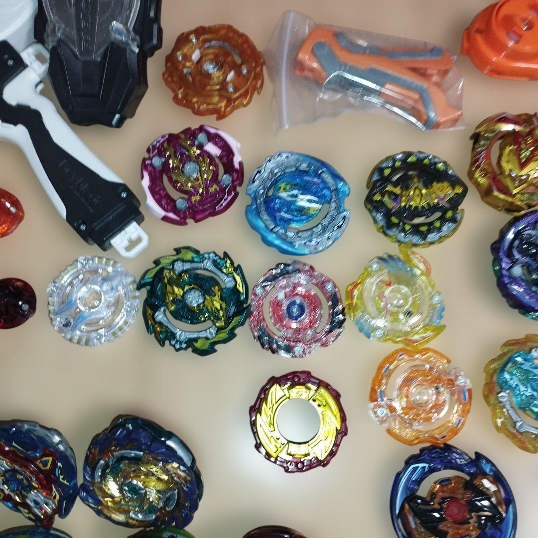 激安　ベイブレードバースト　3.3kg 大量　まとめ売り