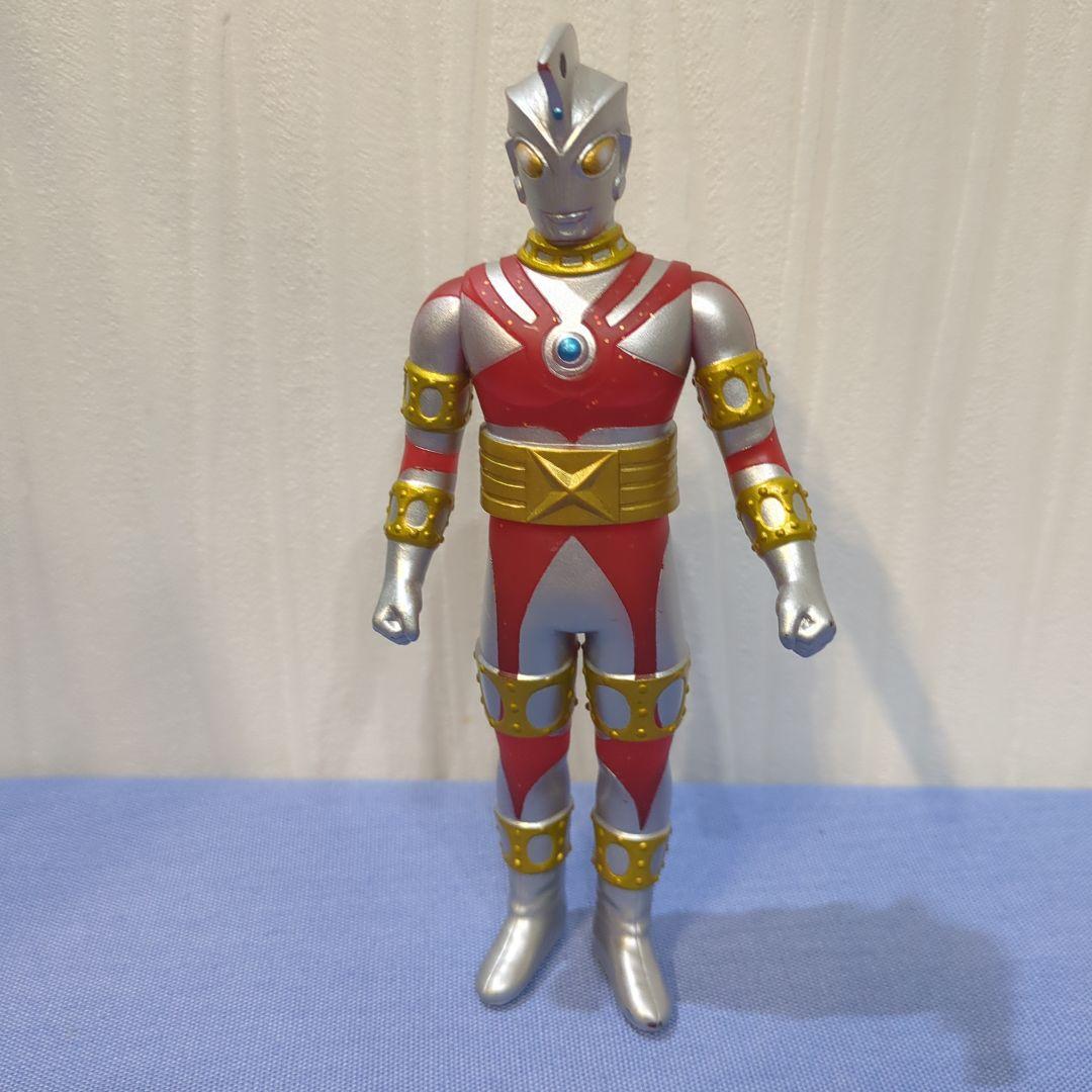 ウルトラ怪獣シリーズ エースロボットクリアレッドラメバージョン