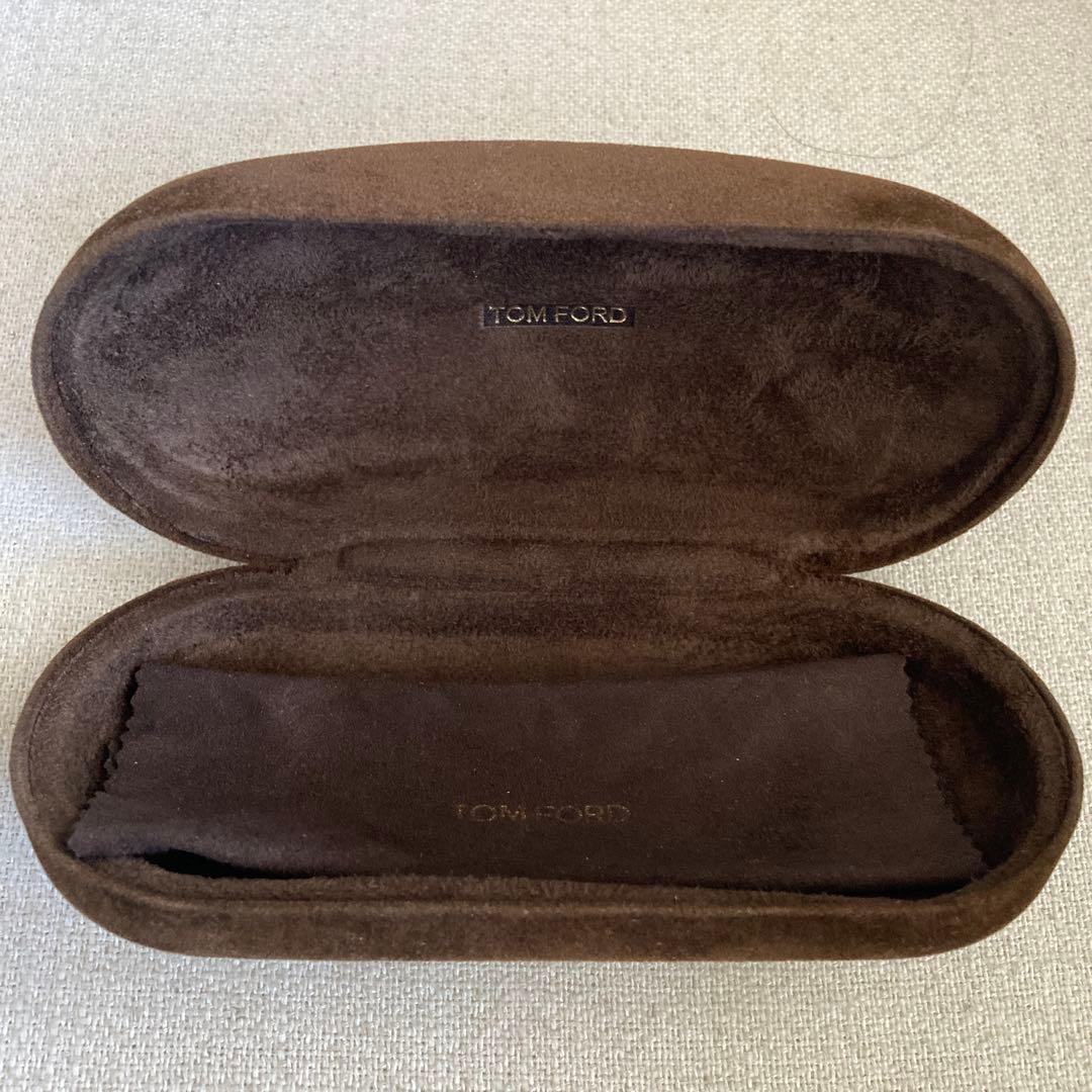TOM FORD サングラスケース ブラウン - メルカリ
