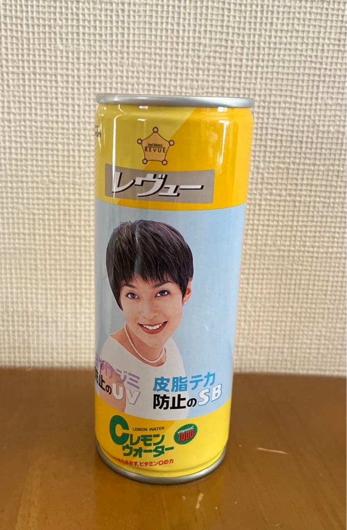 【昭和レトロ】鈴木保奈美　希少！非売品！ノベルティ品　ジュ－ス缶 non-no ノンノ 1991年 8/20号 No.16 表紙/鈴木保奈美 - メルカリ