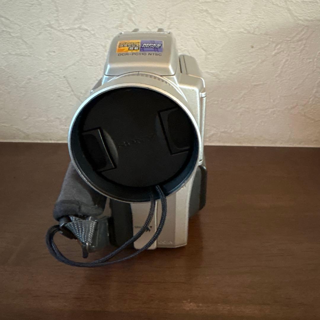 SONY Handycam DCR-PC110 MiniDV対応 AVケーブル付 - ビデオカメラ