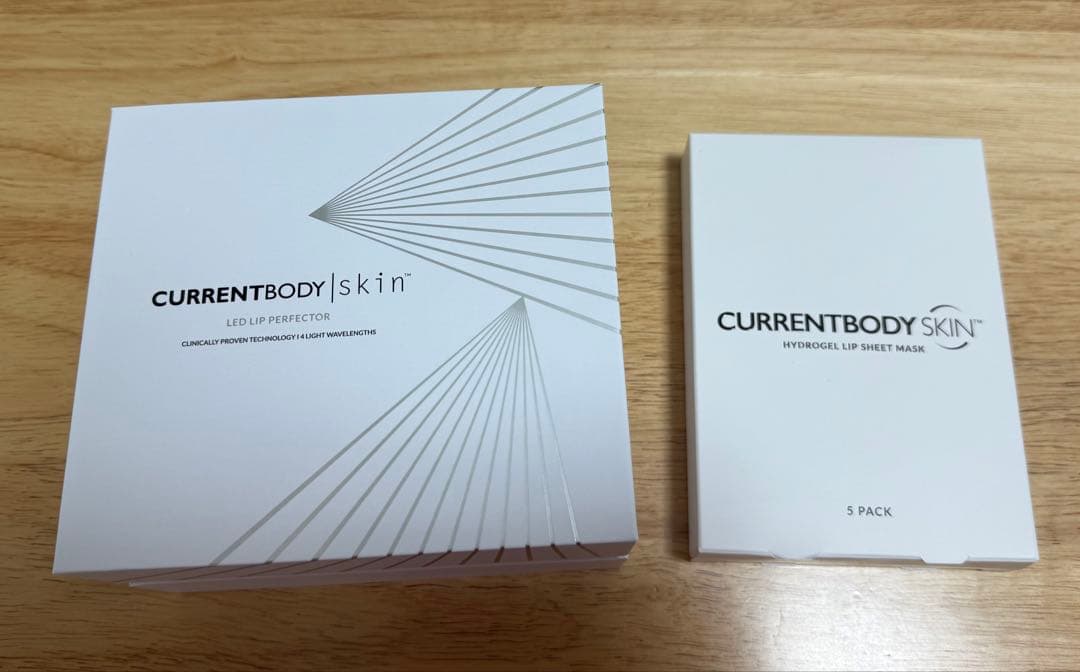 CurrentBody Skin LEDリップパーフェクター＆フェイスマスク CurrentBody（カレントボディ）Skin LED リップパーフェクター -の商品