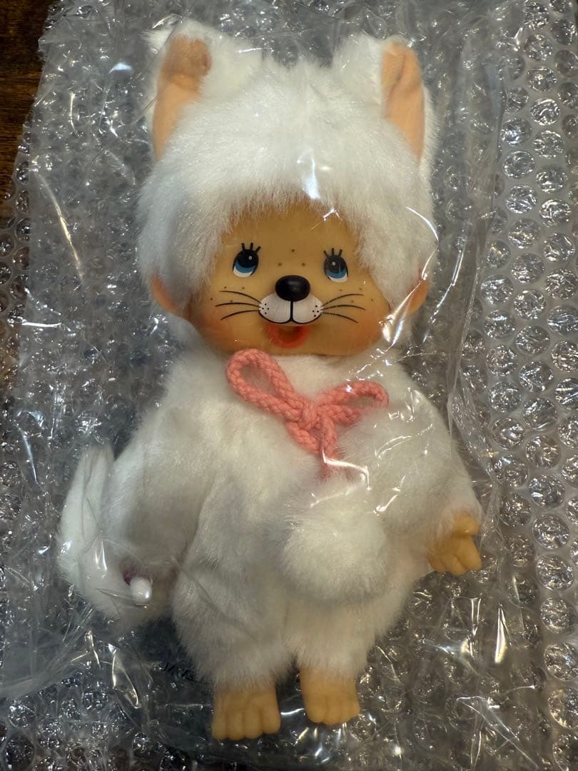 レア◇ EU限定 モンチッチ white cat ネコ 白いネコ 日本未発売 - メルカリ