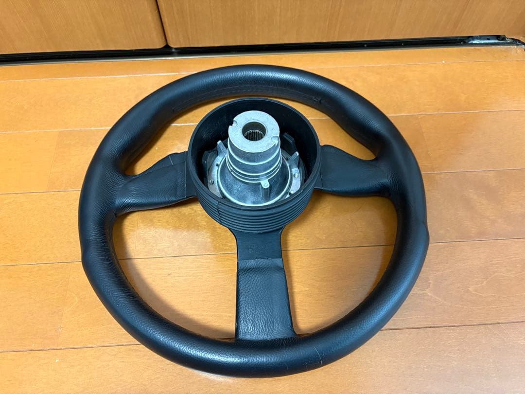 MOMO モンテカルロ 32パイ ステアリング da64 da17エブリィ ボス