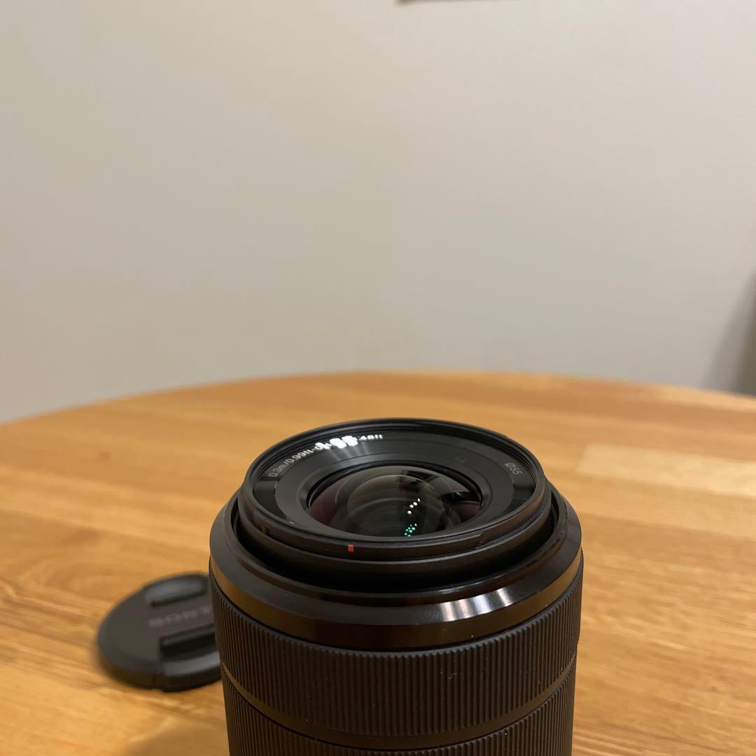 SONY FE 28-70mm f/3.5-5.6 OSS レンズ
