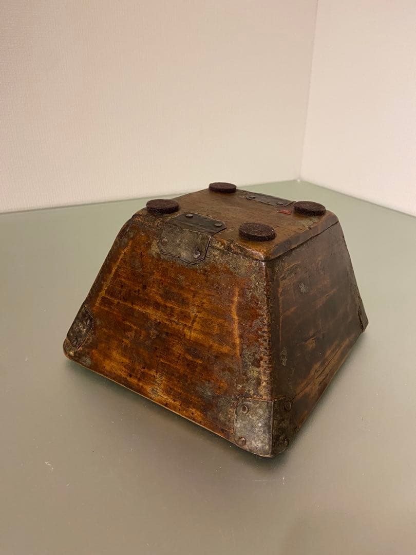 中国 古木製四角器 金属角付 湖心亭取扱 古民具 - メルカリ