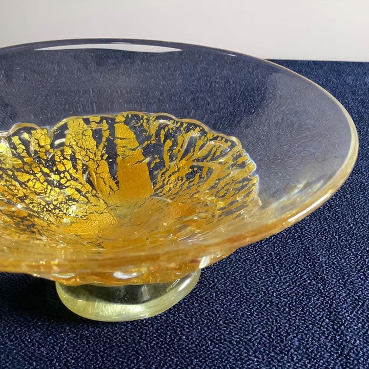 チビ様専用】宙吹ガラス「壱谷 旭 作」金彩 プレート(共箱) - メルカリ