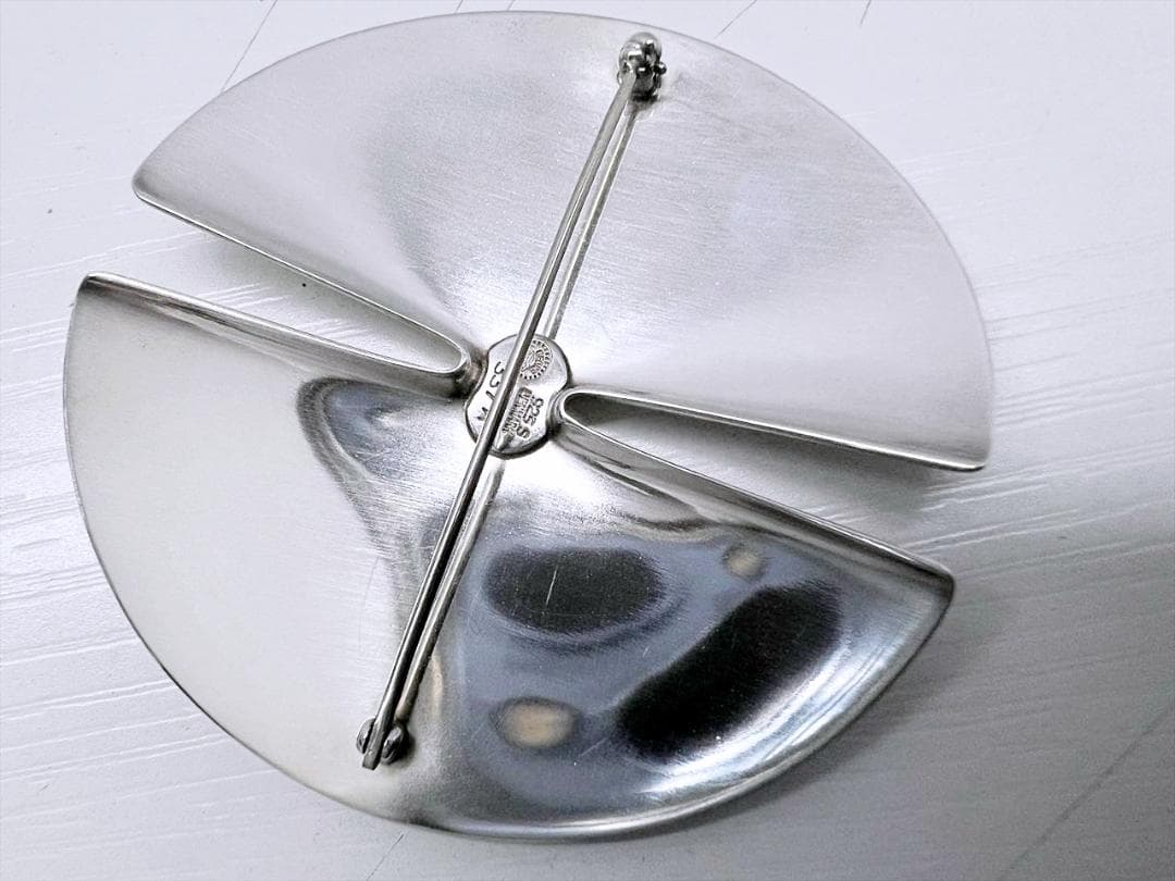 Georg Jensen ジョージジェンセン 337 ブローチ SV925 - メルカリ